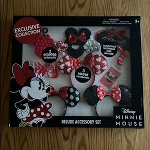 Minnie Mouse Deluxe Accessory Set